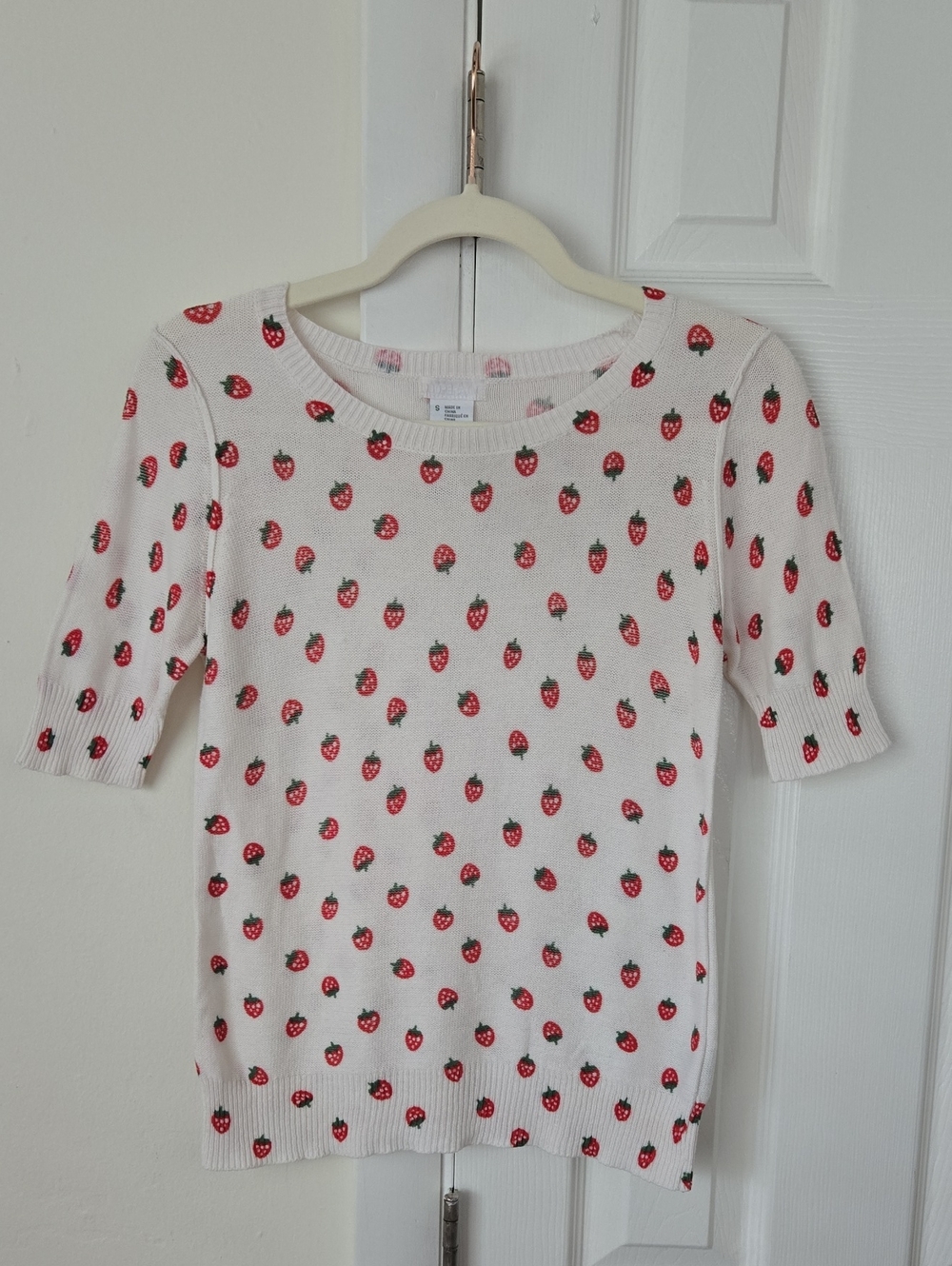 Cooperative Strawberry Print 100% Cotton Lightweight Knit Sweater Top Small - Picture 2 of 11